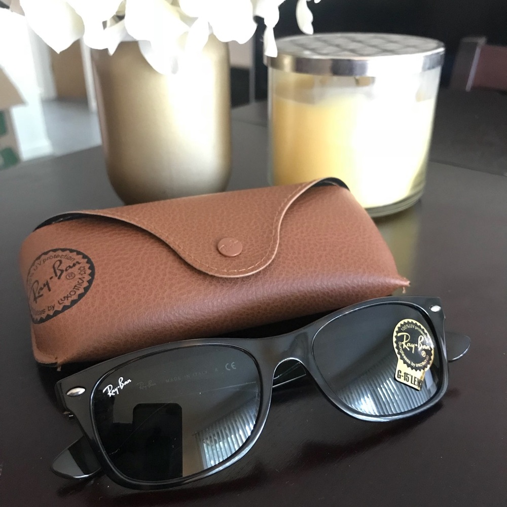 RAY BAN New Wayfarer Sunglasses